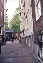 Sint Lucinsteeg