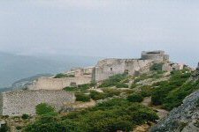 Donjon vieux et enceinte basse