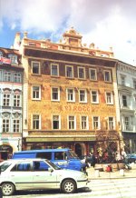 Façade d'immeuble peinte au XIX<sup>ème</sup> par Mikulas Ales, sur Malé námestí (petite place)